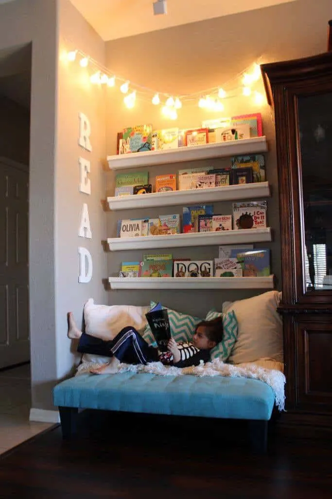 hidden reading nook with shelving
